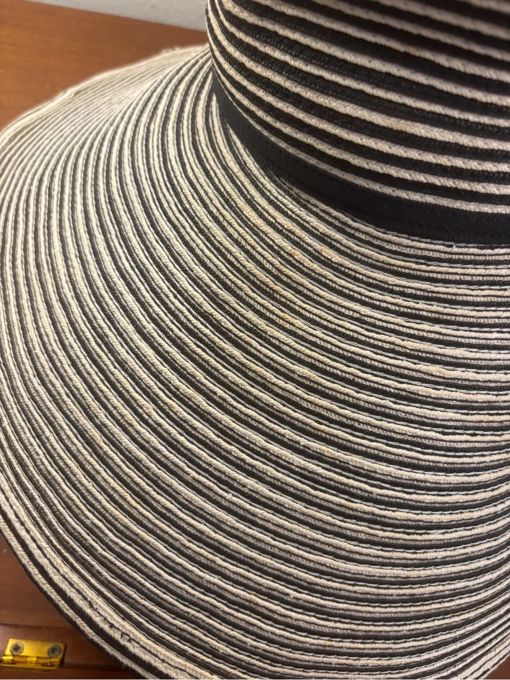 Eric Javits Black White Striped Wide Brim Squishee Sun Hat One Size Packable - Picture 9 of 16